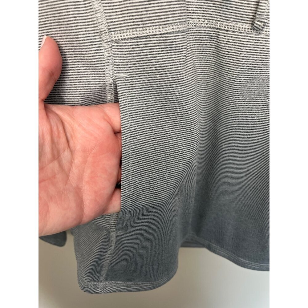 RBX Gray Striped Hoodie Long Sleeve Mens Size M Polyester & Spandex Blend - Picture 2 of 6